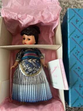 Madame Alexander Delilah 8 Inch Doll  Storyland Bible Series with Box and Tag